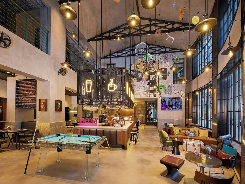 Moxy Shanghai Putuo image