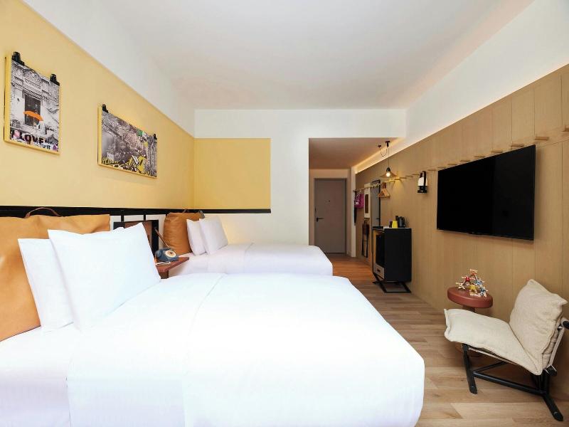 Moxy Shanghai Putuo image