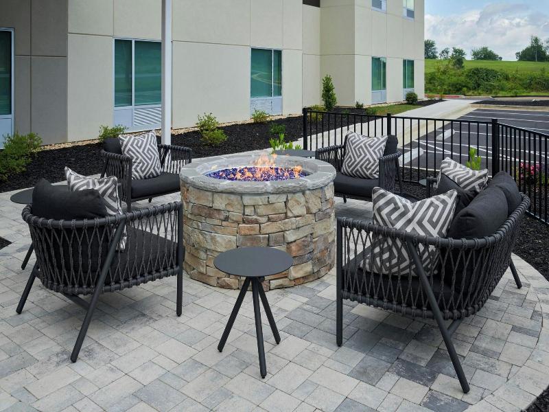 Towneplace Suites By Marriott Calhoun image
