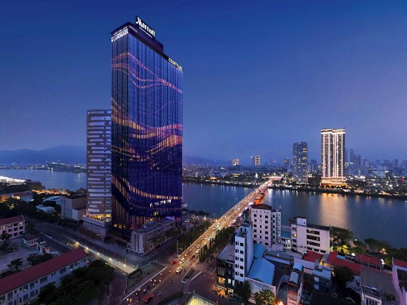 Courtyard By Marriott Danang Han River image