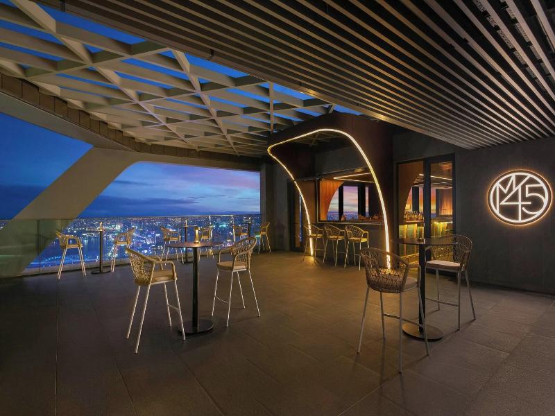 Courtyard By Marriott Danang Han River image