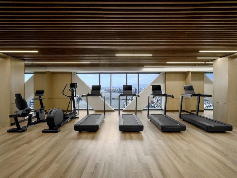 Courtyard By Marriott Danang Han River image