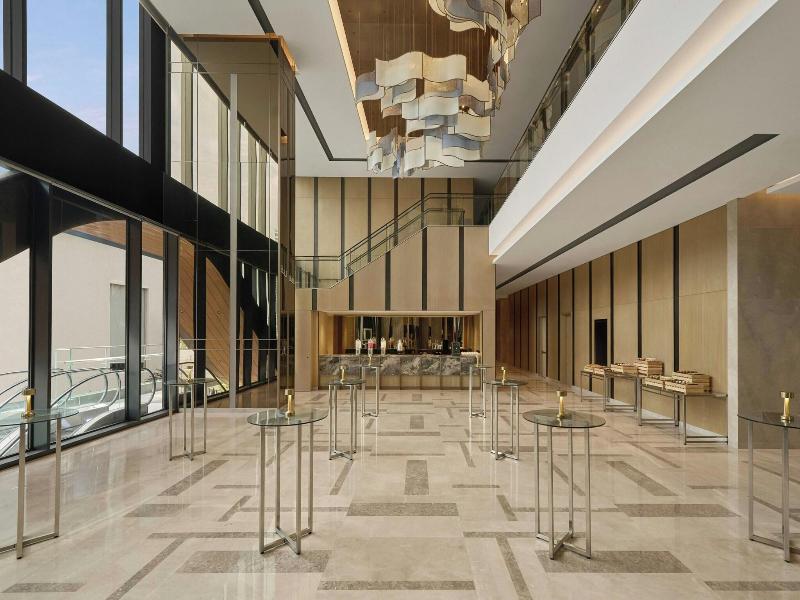Courtyard By Marriott Danang Han River image
