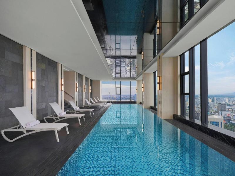 Courtyard By Marriott Danang Han River image