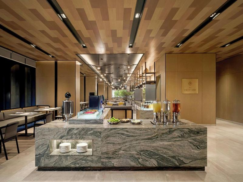 Courtyard By Marriott Danang Han River image