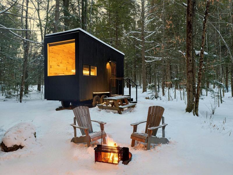 Postcard Cabins Machimoodus Outdoor Collection image