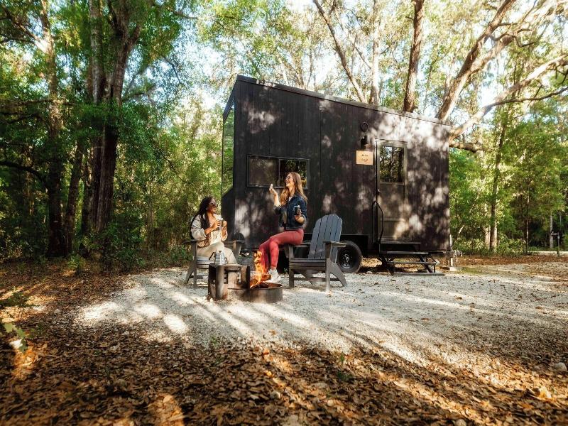 Postcard Cabins Machimoodus Outdoor Collection image