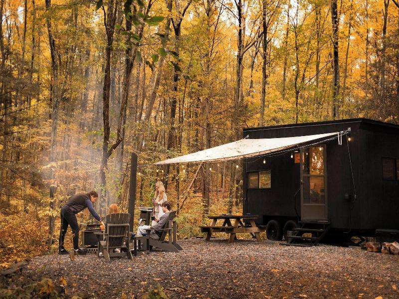Postcard Cabins Machimoodus Outdoor Collection image