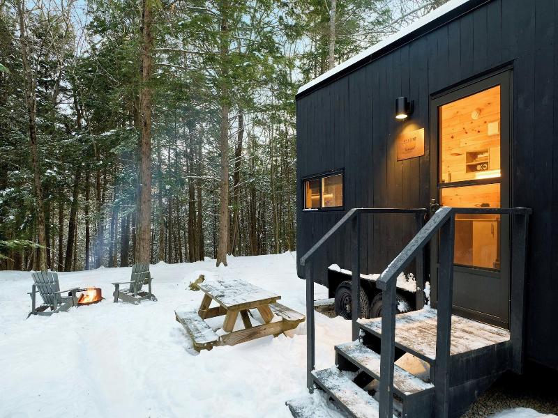 Postcard Cabins Barber Creek Outdoor Collection image