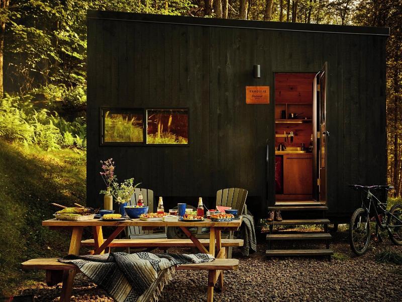 Postcard Cabins Skagit Valley Outdoor Collectio image