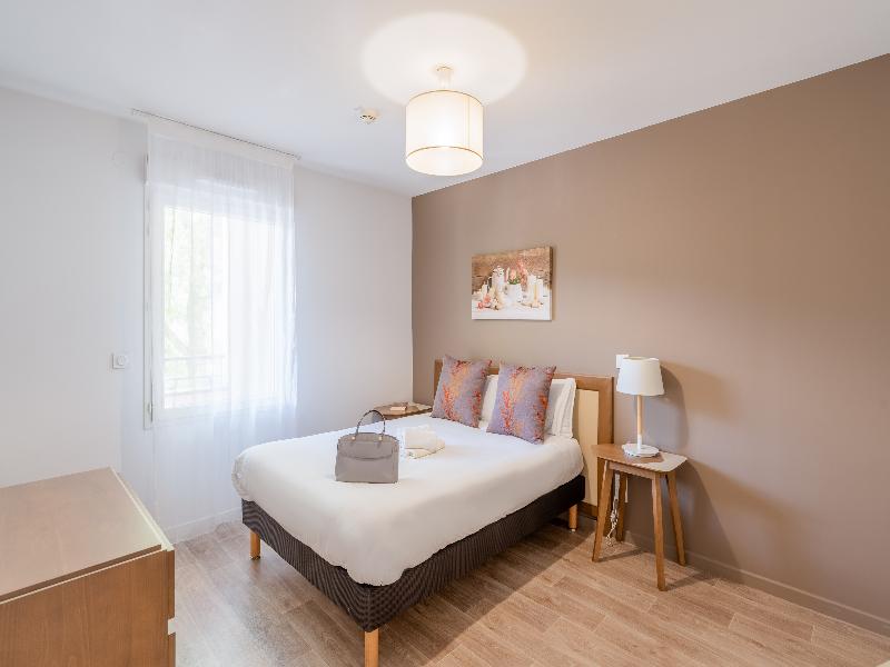 Quality Suites Lyon L'isle-d Abeau image