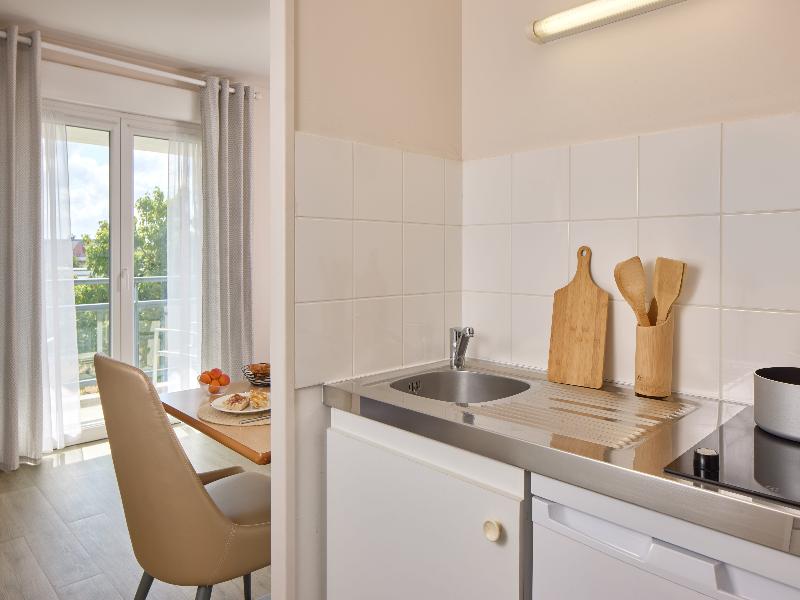 Quality Suites Portes De Rennes image