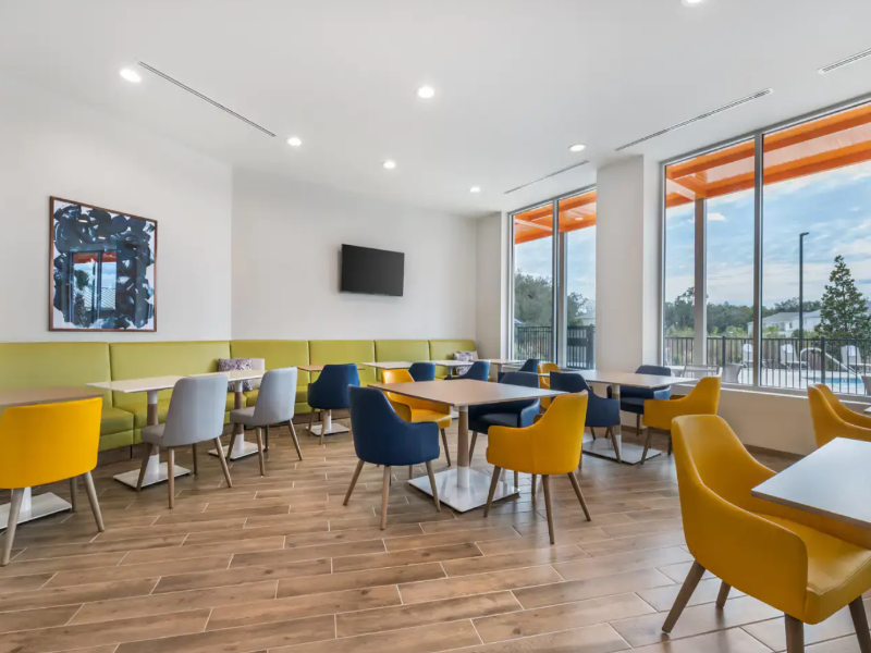 Comfort Inn & Suites Orlando Sanford Airport image