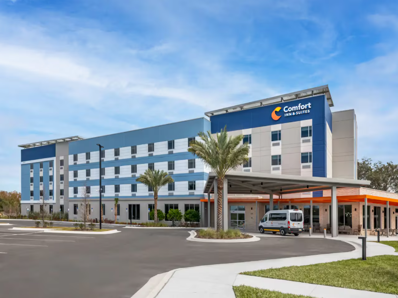 Comfort Inn & Suites Orlando Sanford Airport image
