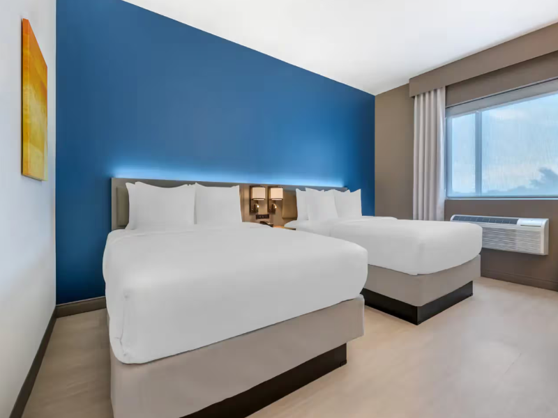Comfort Inn & Suites Orlando Sanford Airport image