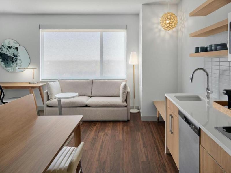 Element Branson image