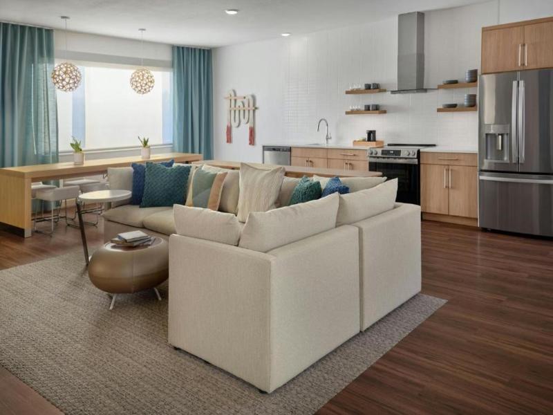 Element Branson image