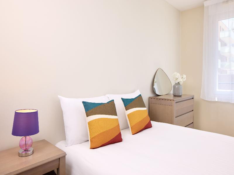 Quality Suites Le Havre Les Docks image