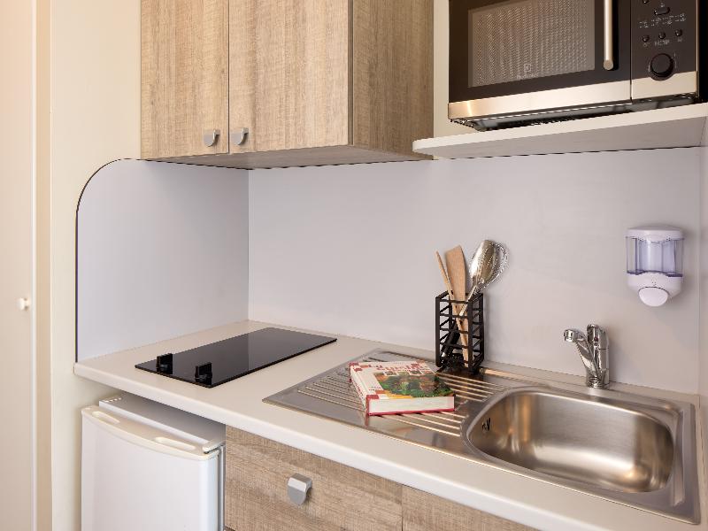 Quality Suites Le Havre Les Docks image