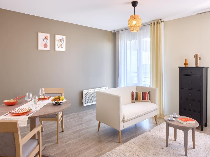Quality Suites Le Havre Les Docks image