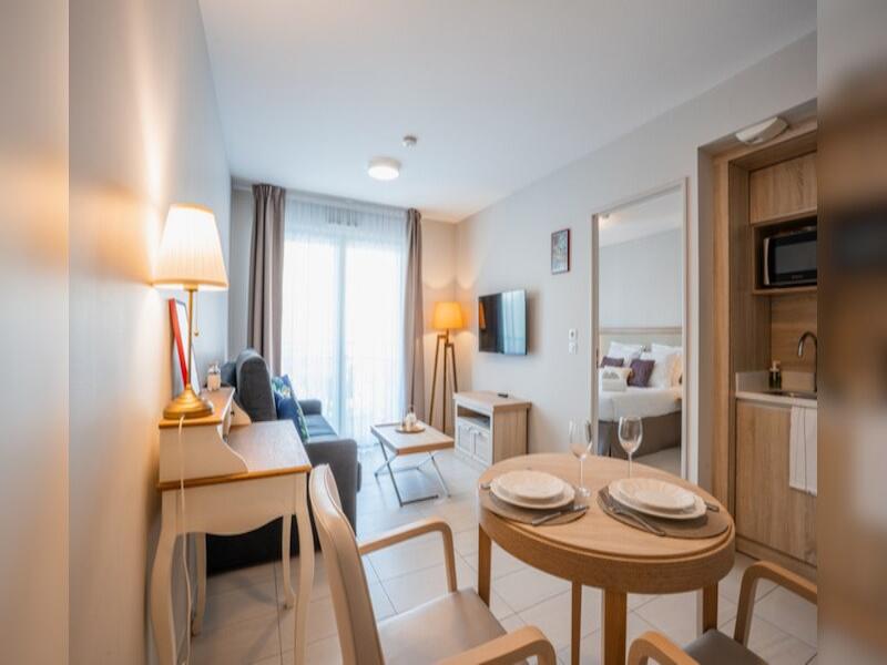 Quality Aparthotel Nice image