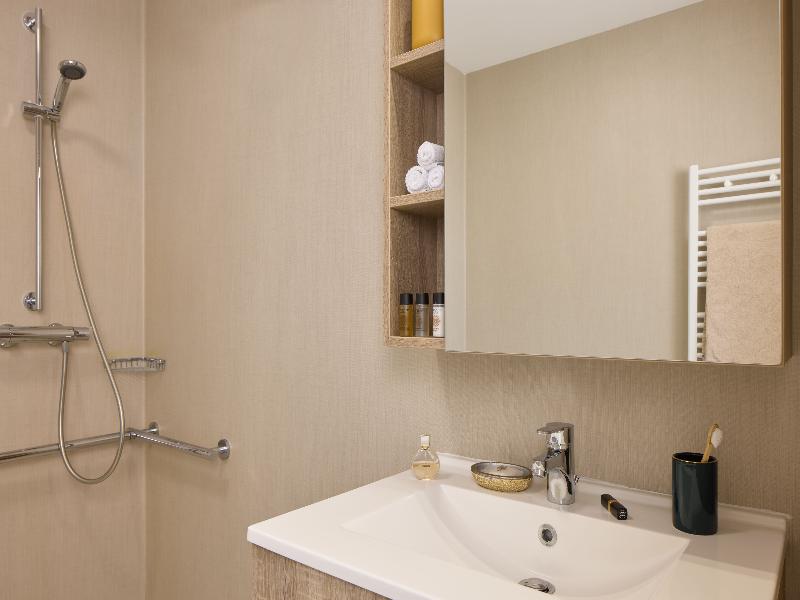 Quality Suites Mont-de-marsan image
