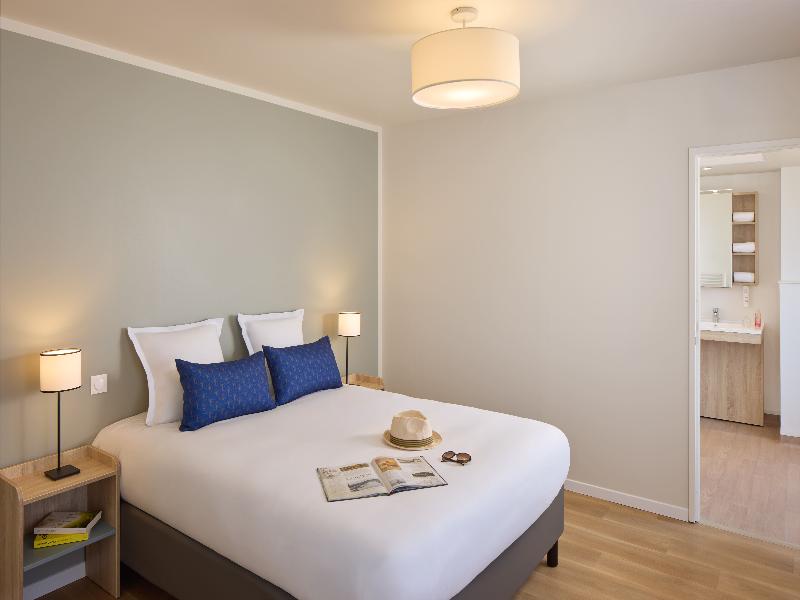 Quality Suites Rouen image
