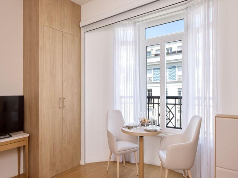 Quality Aparthotel Val d'Europe image