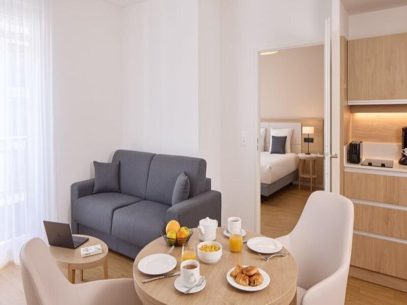 Quality Aparthotel Val d'Europe image