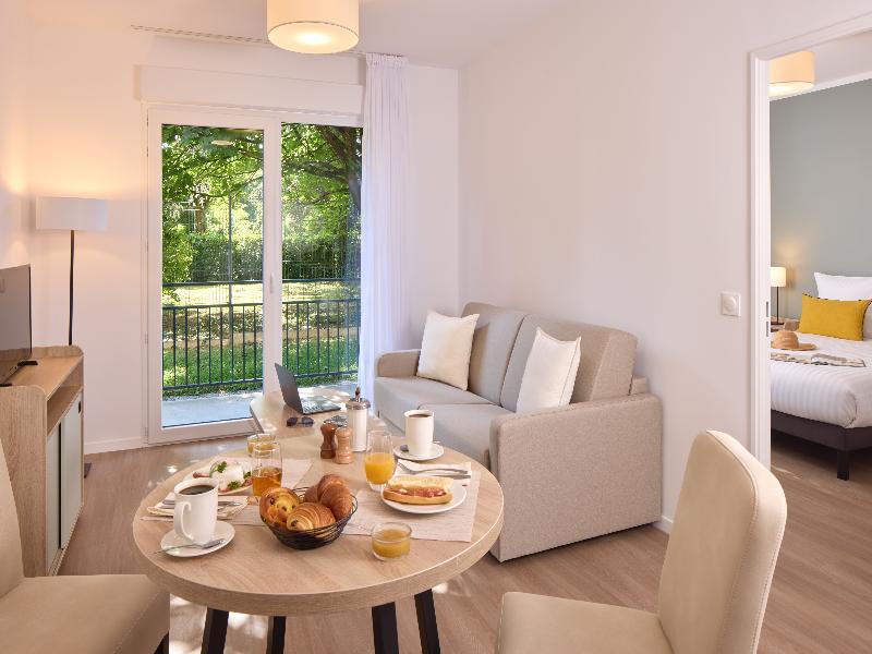 Quality Suites Ploërmel image