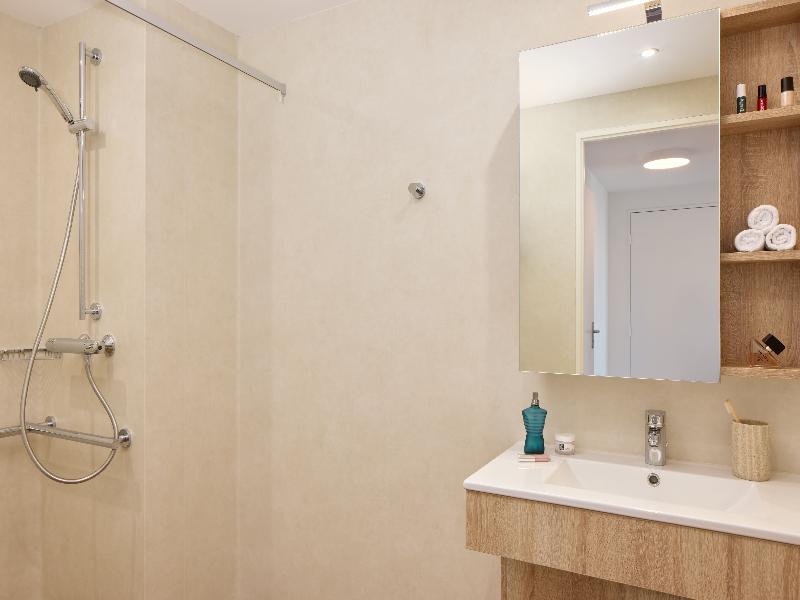 Quality Suites Ploërmel image