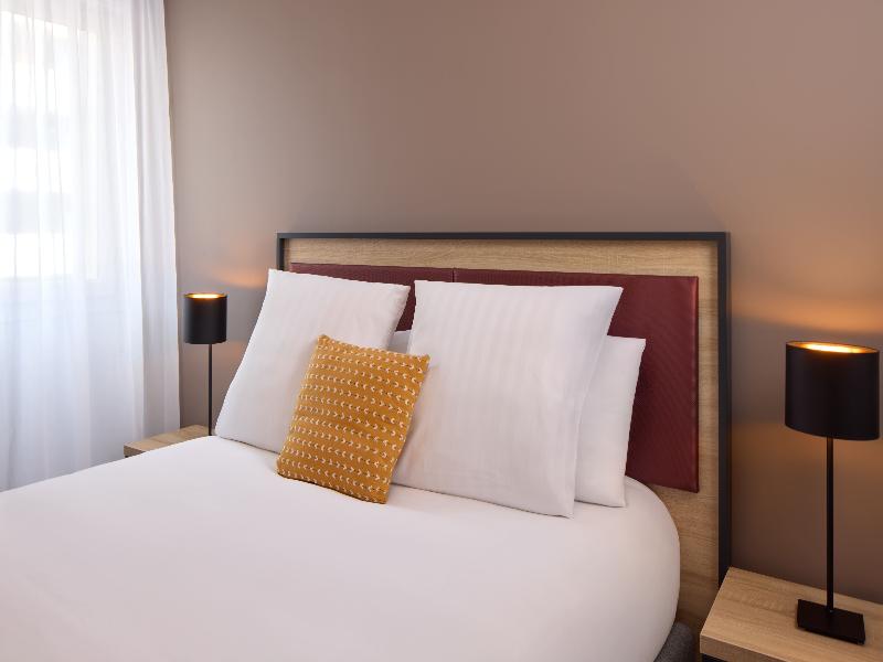 Quality Suites Perpignan Prestige image