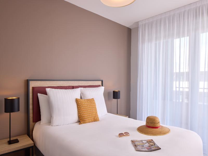 Quality Suites Perpignan Prestige image