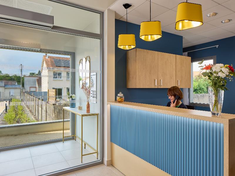 Quality Suites Cholet image