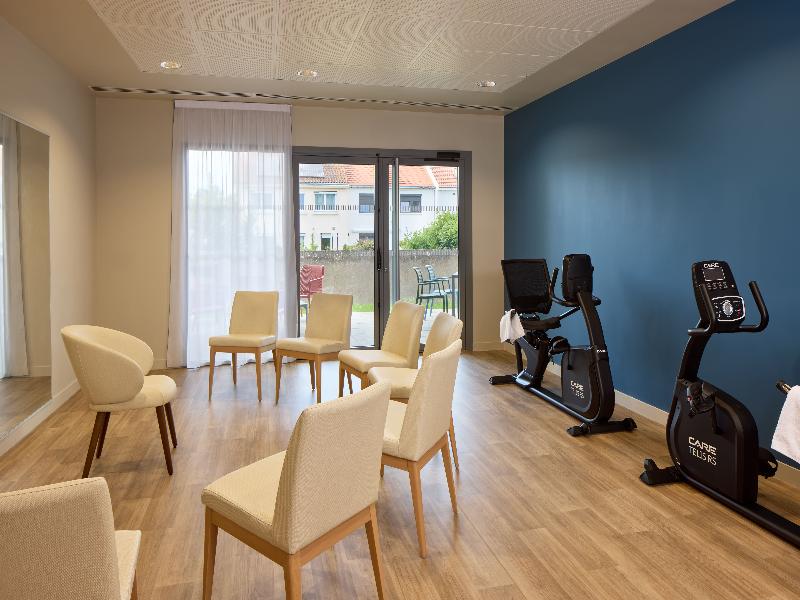 Quality Suites Cholet image