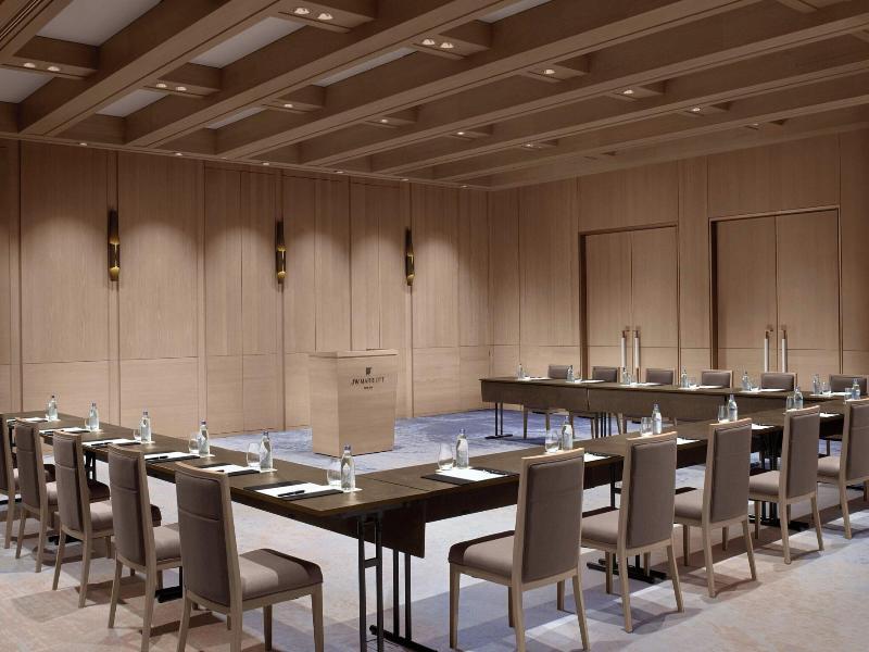 Jw Marriott Hotel Tokyo image