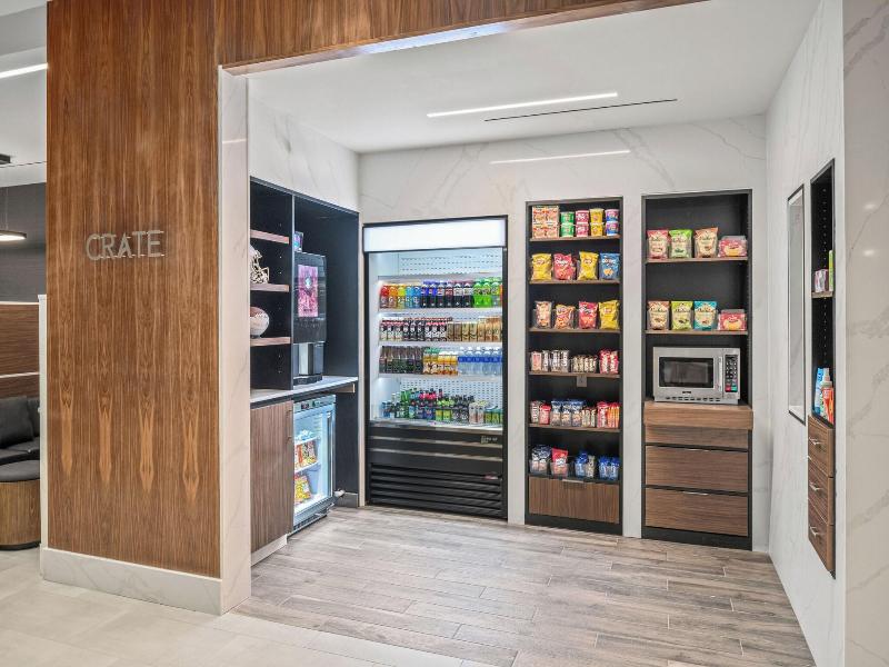 Courtyard By Marriott Woodland image