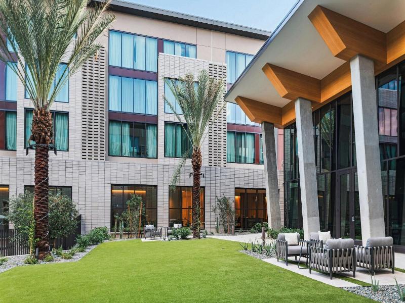 Ac Hotel By Marriott Phoenix North Norterra image
