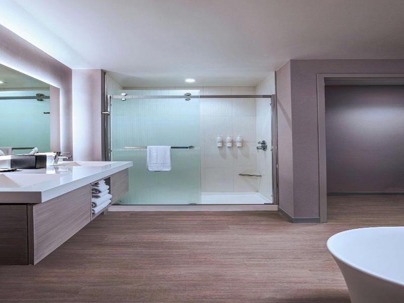 Ac Hotel By Marriott Phoenix North Norterra image