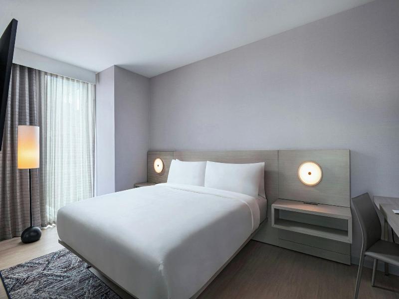 Ac Hotel By Marriott Phoenix North Norterra image