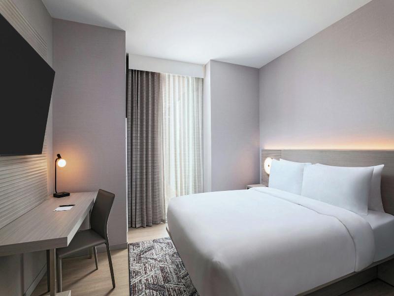 Ac Hotel By Marriott Phoenix North Norterra image