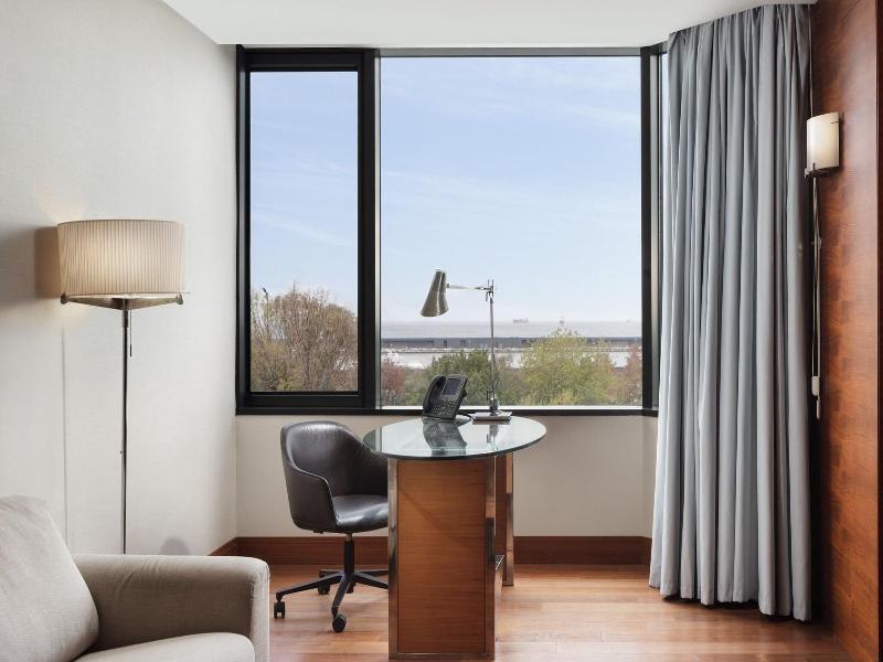 Sheraton Istanbul Ataköy Hotel image