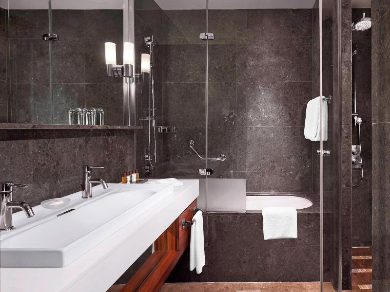 Sheraton Istanbul Ataköy Hotel image