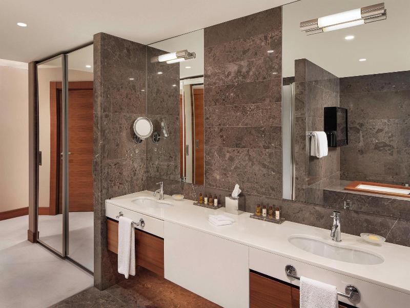 Sheraton Istanbul Ataköy Hotel image