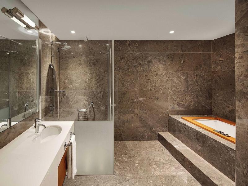 Sheraton Istanbul Ataköy Hotel image