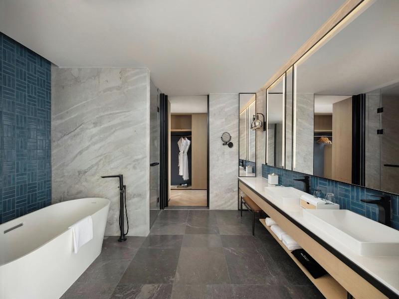 Four Points By Sheraton Wuhan Hankou image