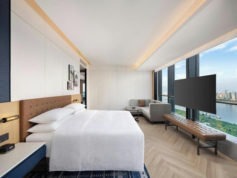 Four Points By Sheraton Wuhan Hankou image