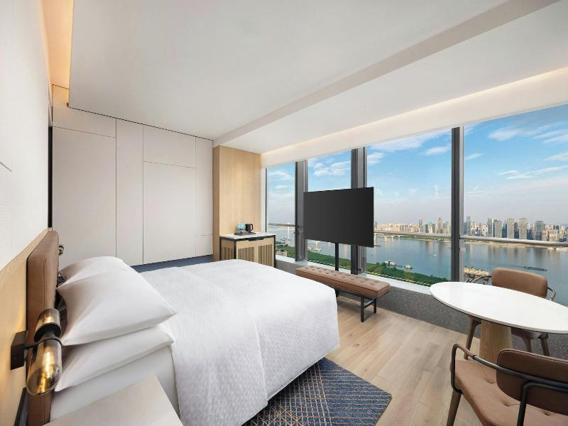 Four Points By Sheraton Wuhan Hankou image