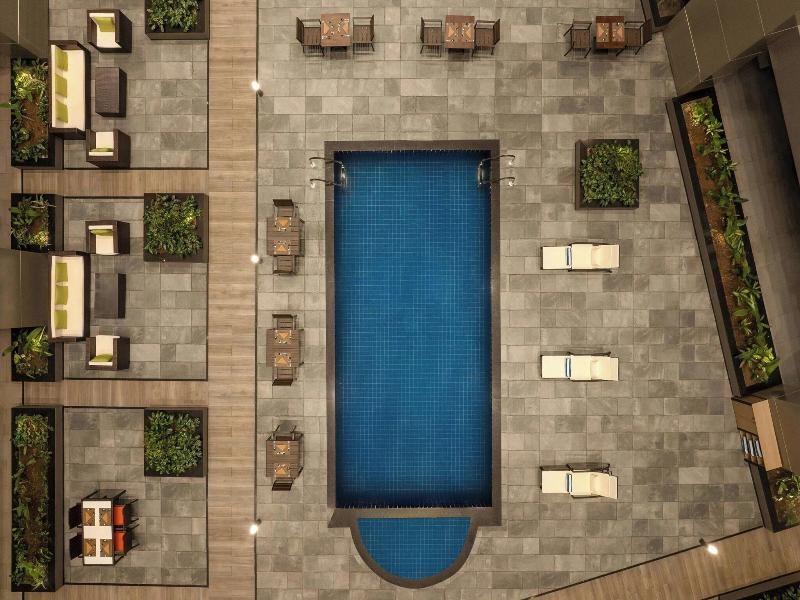 Protea Hotel By Marriott Kinshasa image