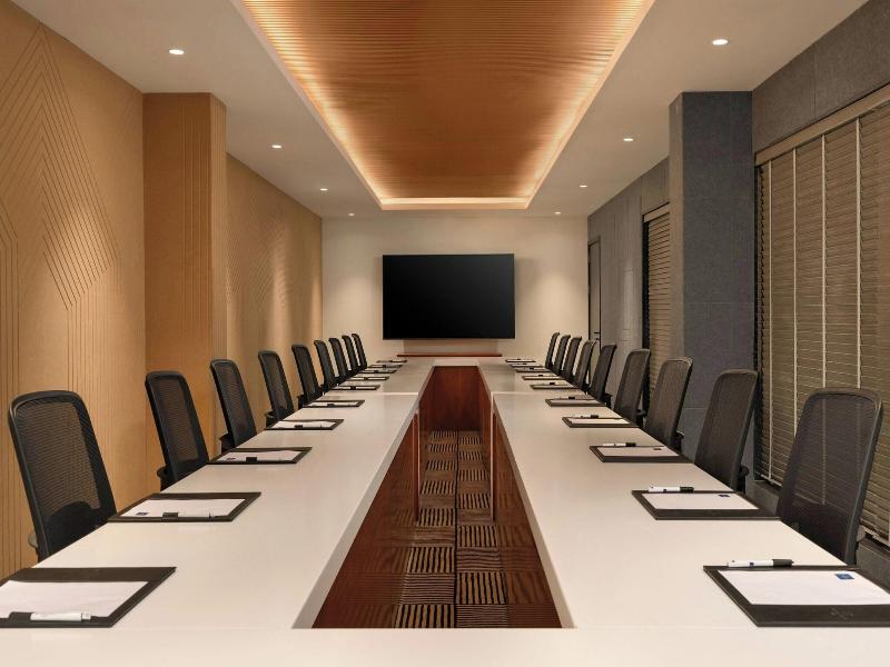 Protea Hotel By Marriott Kinshasa image